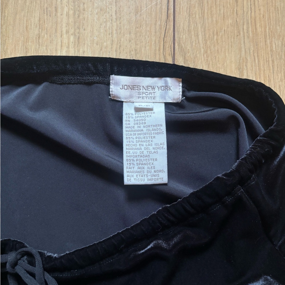 Jones New York Black velvet maxi skirt - Picture 4 of 4
